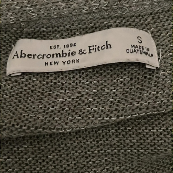 Abercrombie & Fitch Open Grey Knit Long Sleeve Sweater Size Small - Picture 7 of 8